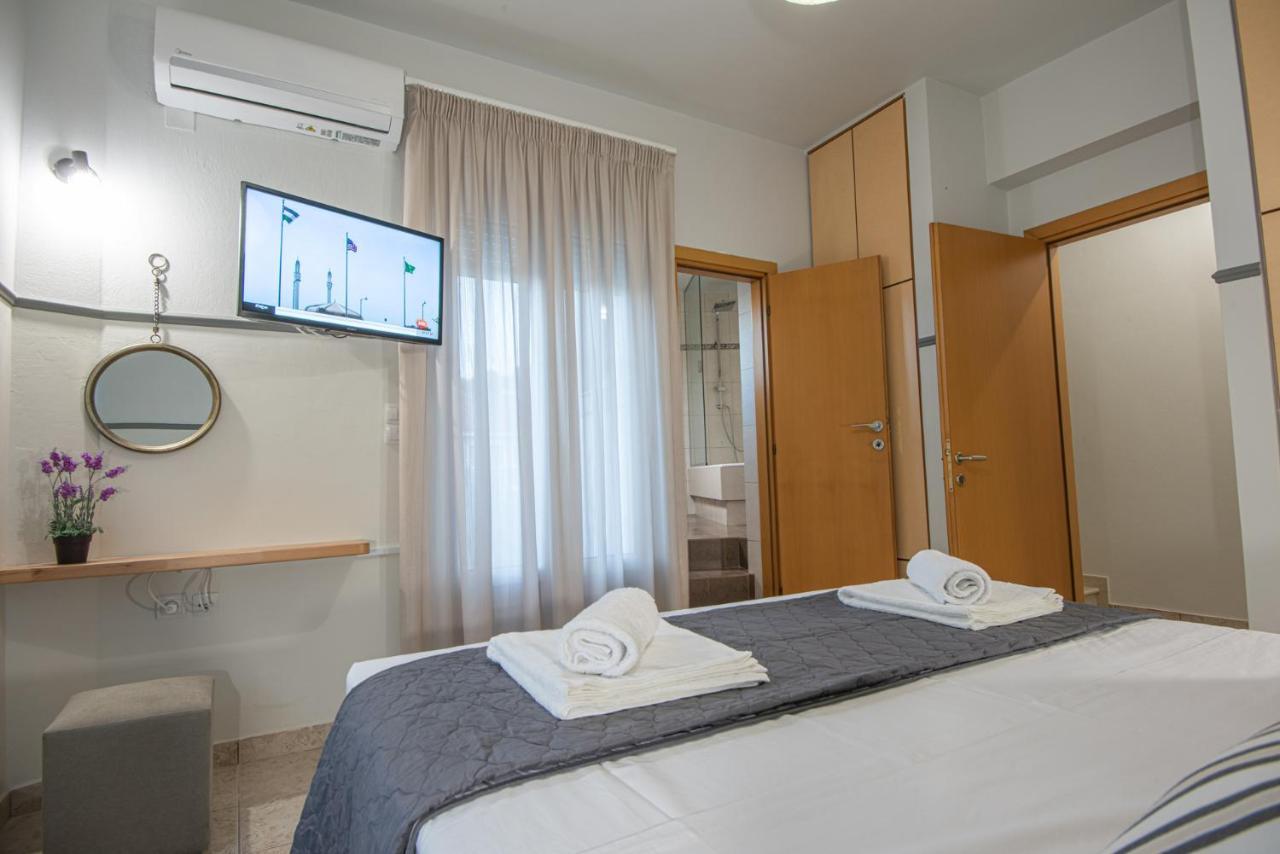 Elyzabeth Maisonette * Agios Nikolaos (Crete)